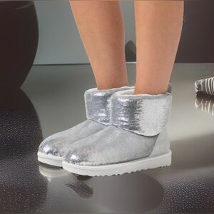 UGG Classic Mini Mirror Ball Sequins Ankle Booties Size 5